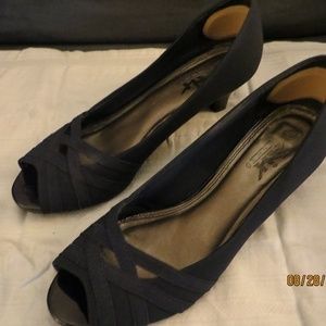 Life Stride Heels